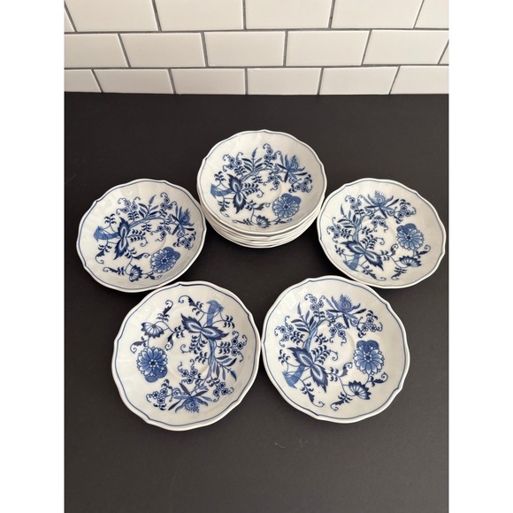 Blue Danube Other - Blue Danube Japan Blue Onion Porcelain Saucers Scalloped Edge Set of 5 5.5"